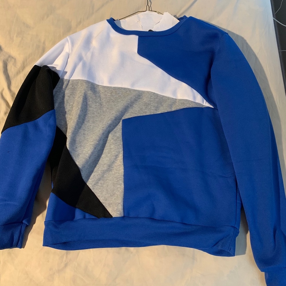 Sweater. Never worn.